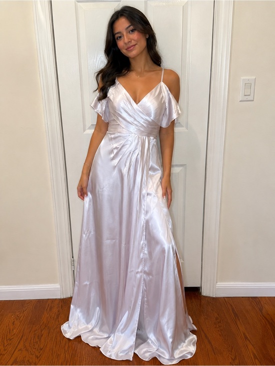 Dresses & Skirts - Elegant Satin Off-Shoulder Evening Gown in Light Silver